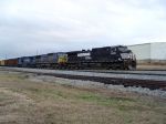 NS/CSX/CR power on W22